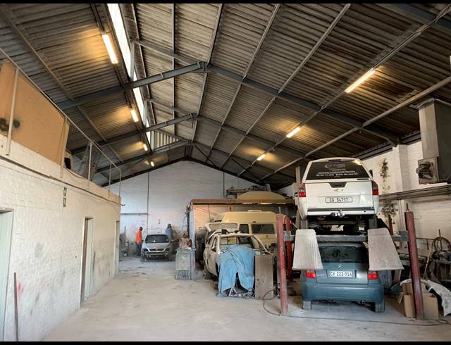 370M² FACTORY TO LET IN PAROW EAST